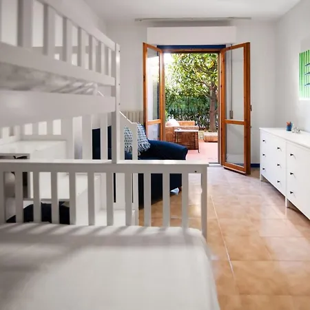 Cozy With Garden - Casetta Del Pescatore, Intero Sirolo